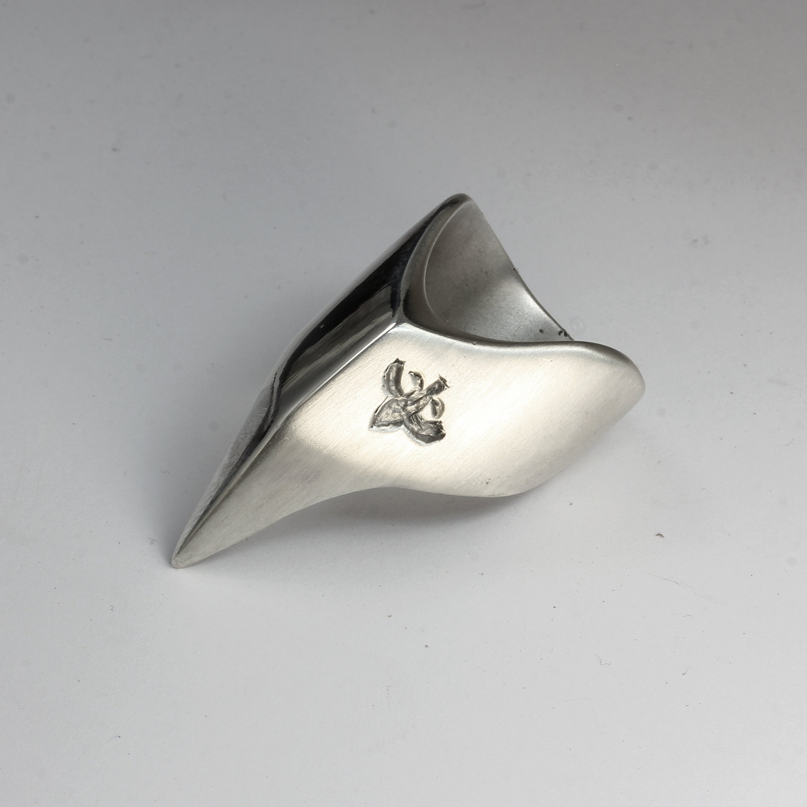 Kite Ring
